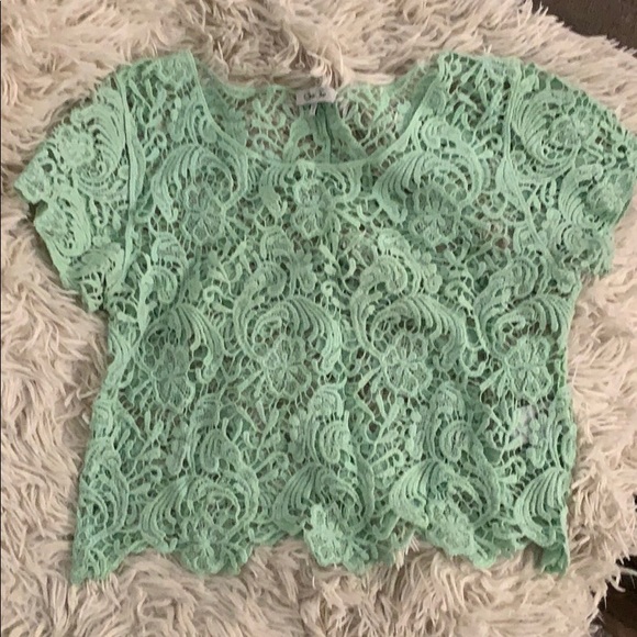 paper tee Tops - Green knot. Top top. Like new!!